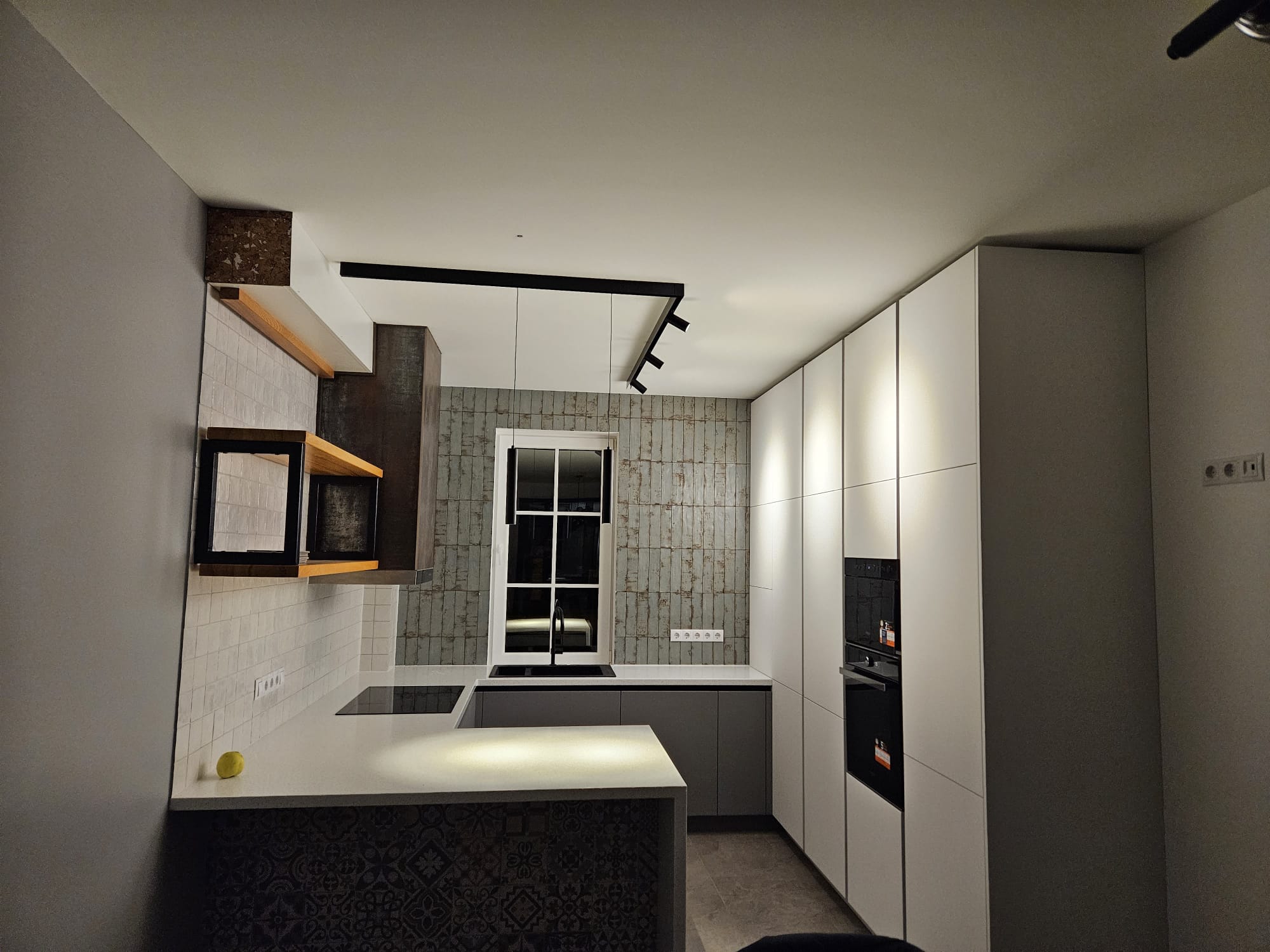 MAGNETINĖ LED SISTEMA TAMPA, Elektrinė jungtis (išoriniam maitinimo šaltinio pajungimui) - Nuotrauka 11