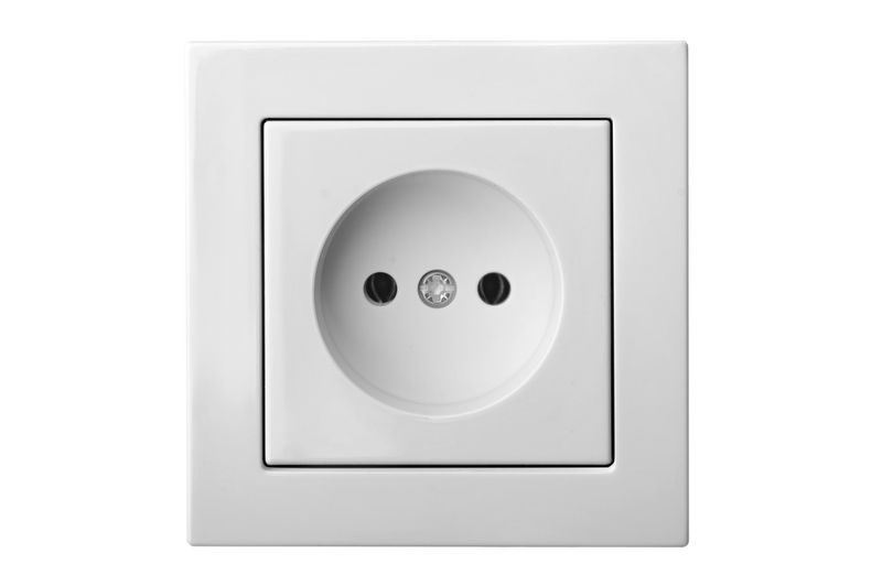 IKL16-304-01.E/B Socket outlet, without earth cont.16A, w/f - Image 1