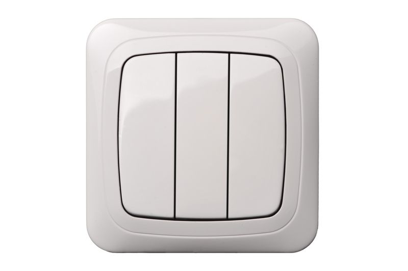 IJ3.16-001-01 A/B Flush mounting 3x switch, w/f - Image 1