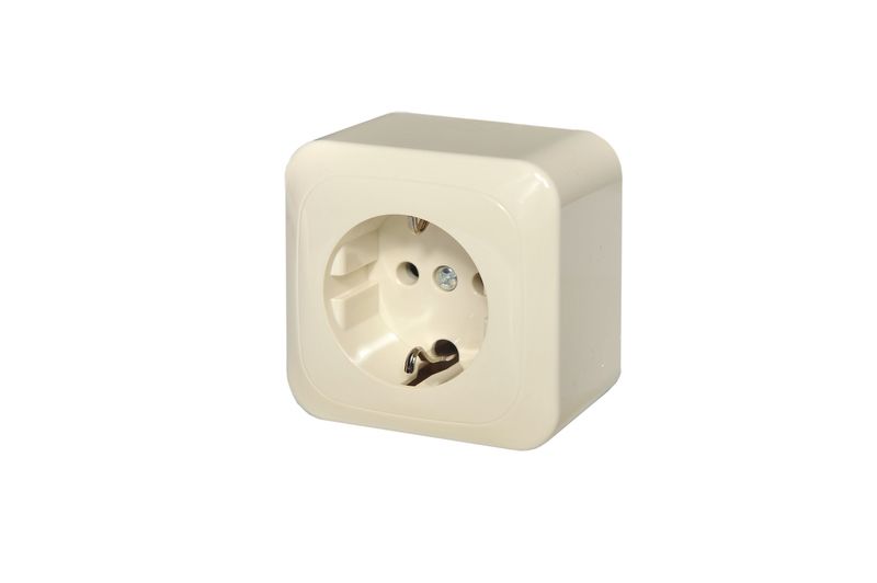 PKL16-012 A/S surface mounted socket with earthing - Image 1